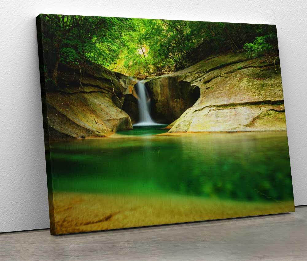 Tablou "Green Waterfall" - www.xtraromania.com